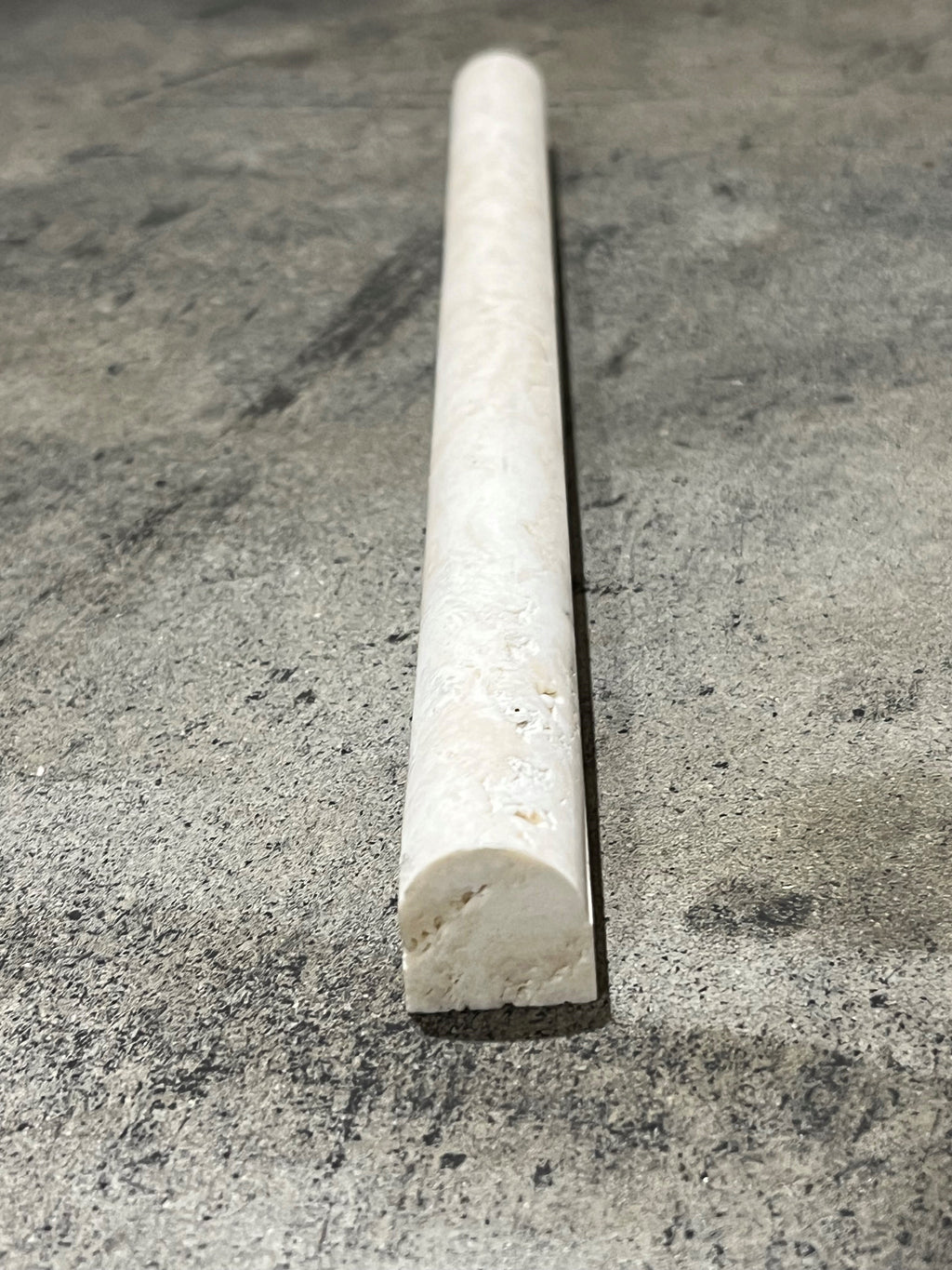 Cream Light Bianco Bullnose Pencil Liner Honed and Unfilled Mosaic Tile