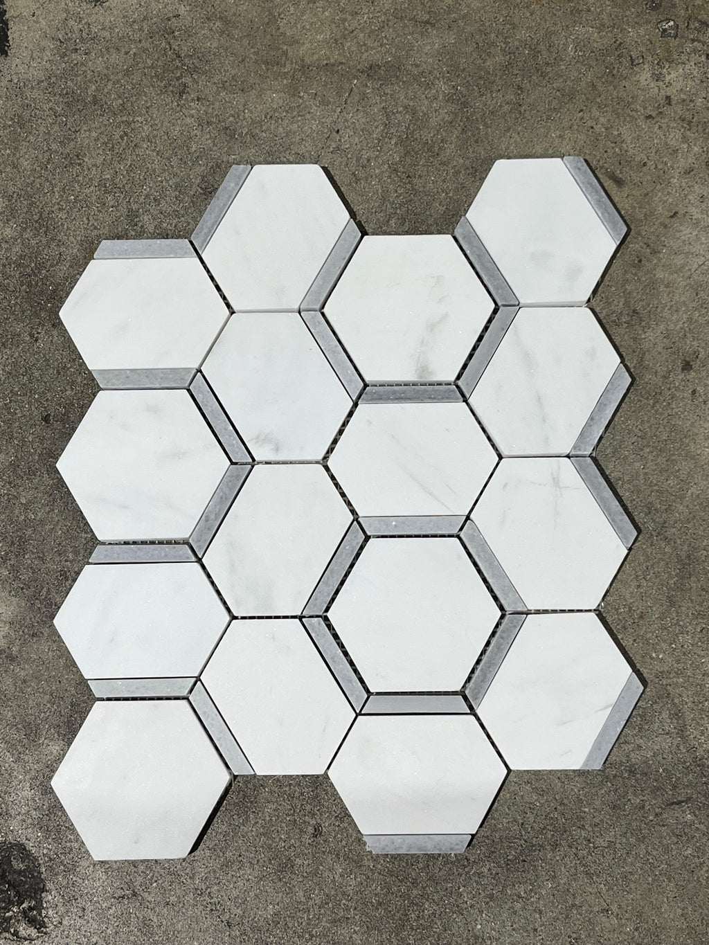 Catacomb Dolomite Misty Grey Honed Mosaic Tile