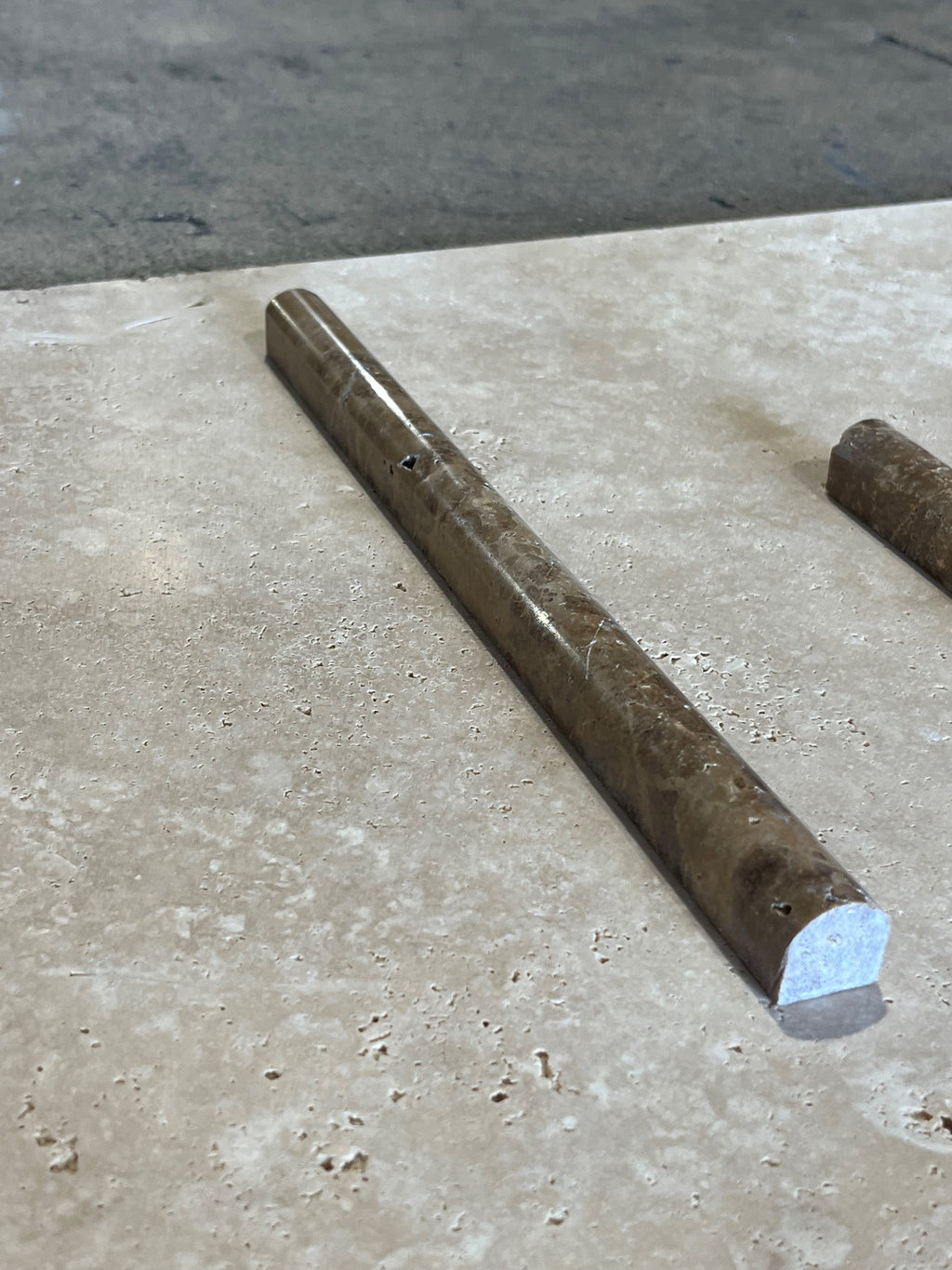 Moka Pencil Liner 3/4x12 Polished Mosaic Tile