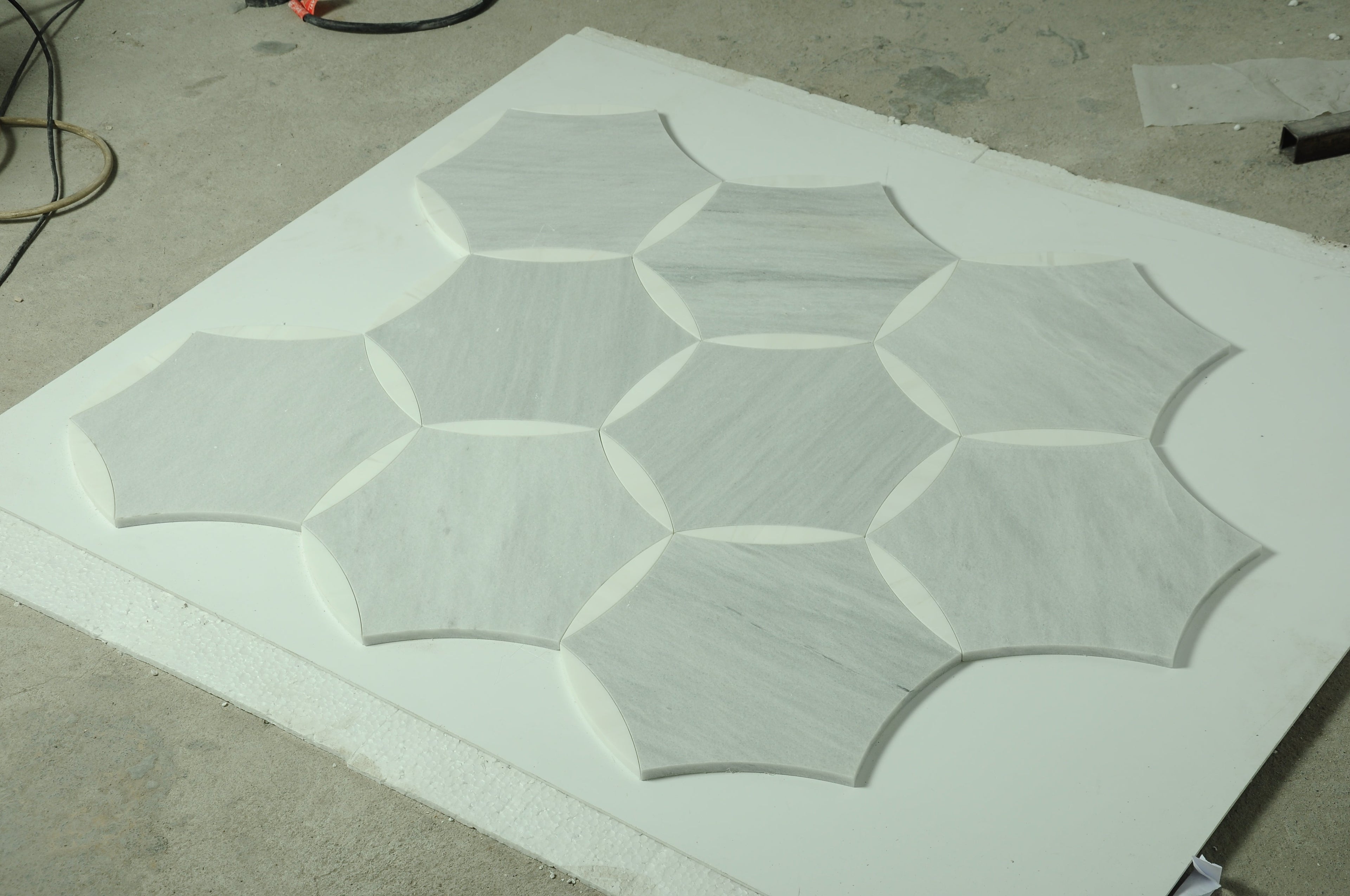 Carrara Carina Aria Honed Mosaic Tile