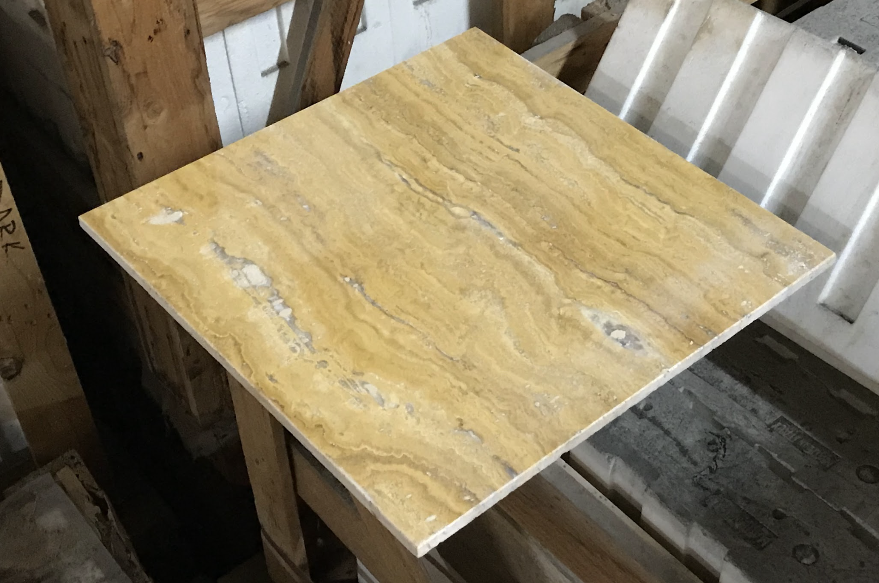 Gold Travertine 18x18 Polished Vein Cut